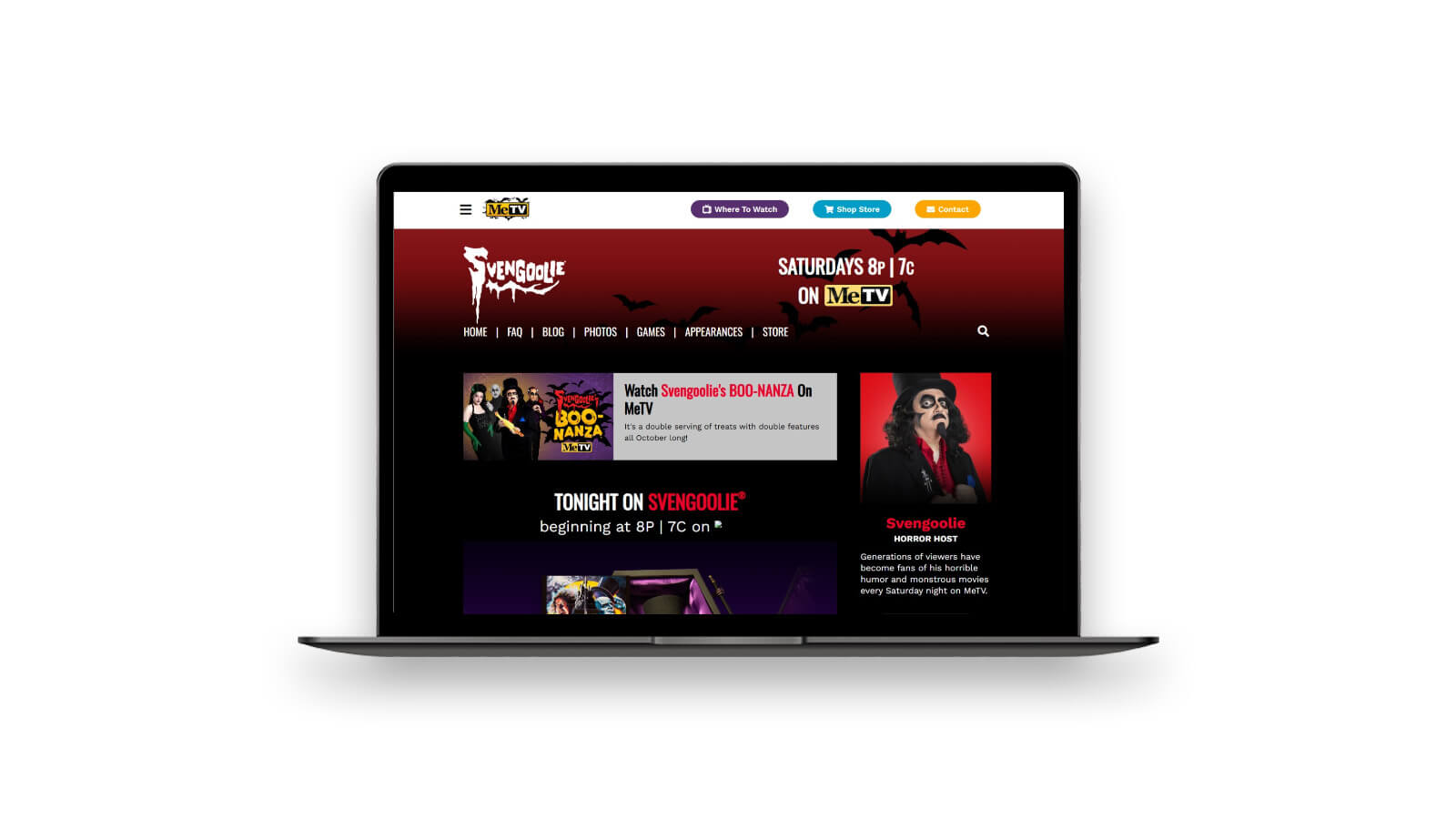 2 laptops with pages from the mall